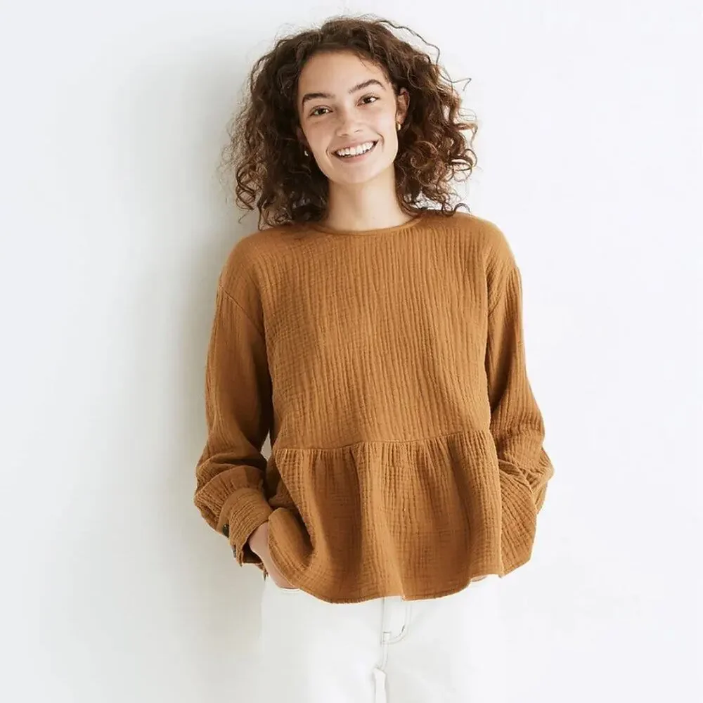 Madewell Lightspun Button-Back Peplum Top